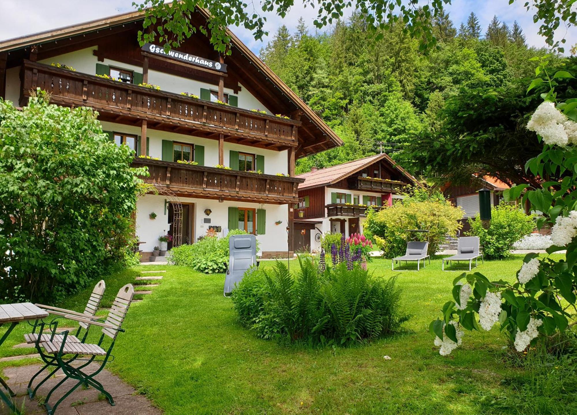 Gschwenderhaus Ferienwohnungen Oberstdorf Exterior photo